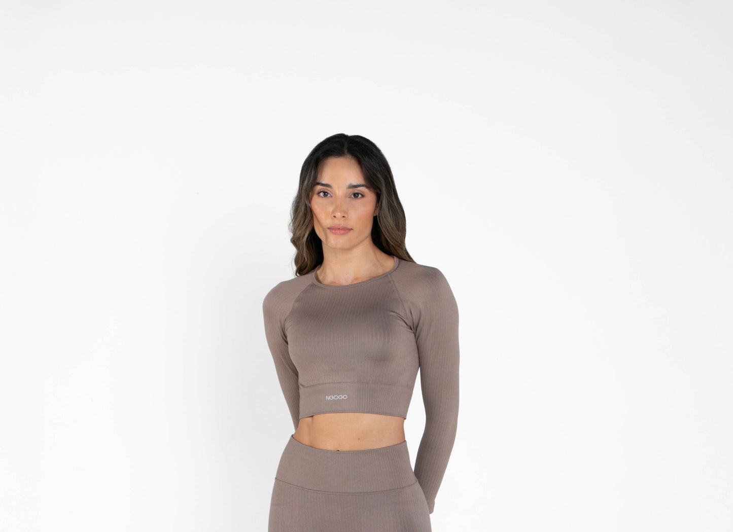 Bloom - Long-Sleeved Crop Top - Brown