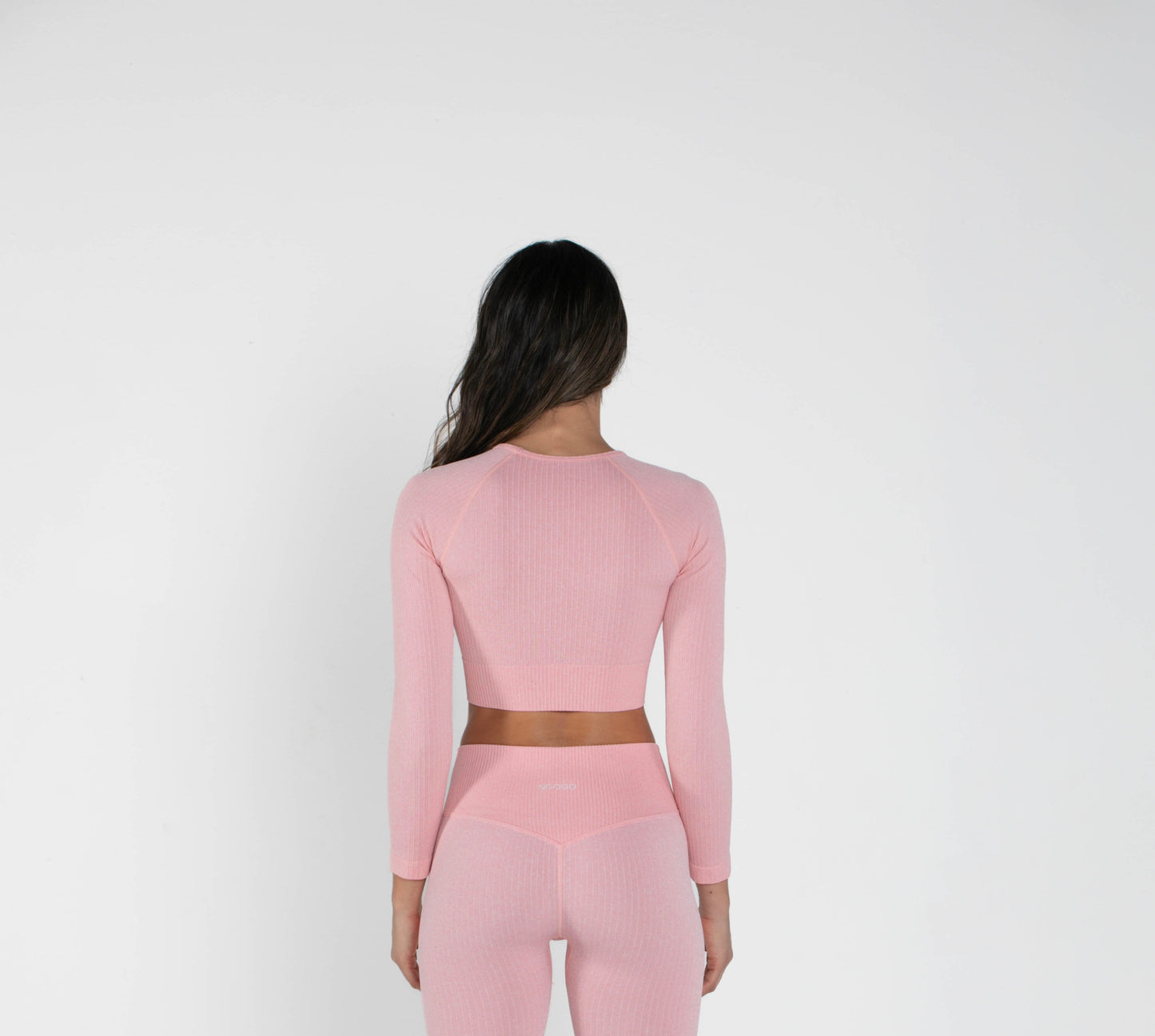 Bloom - Long-Sleeved Crop Top - Pink