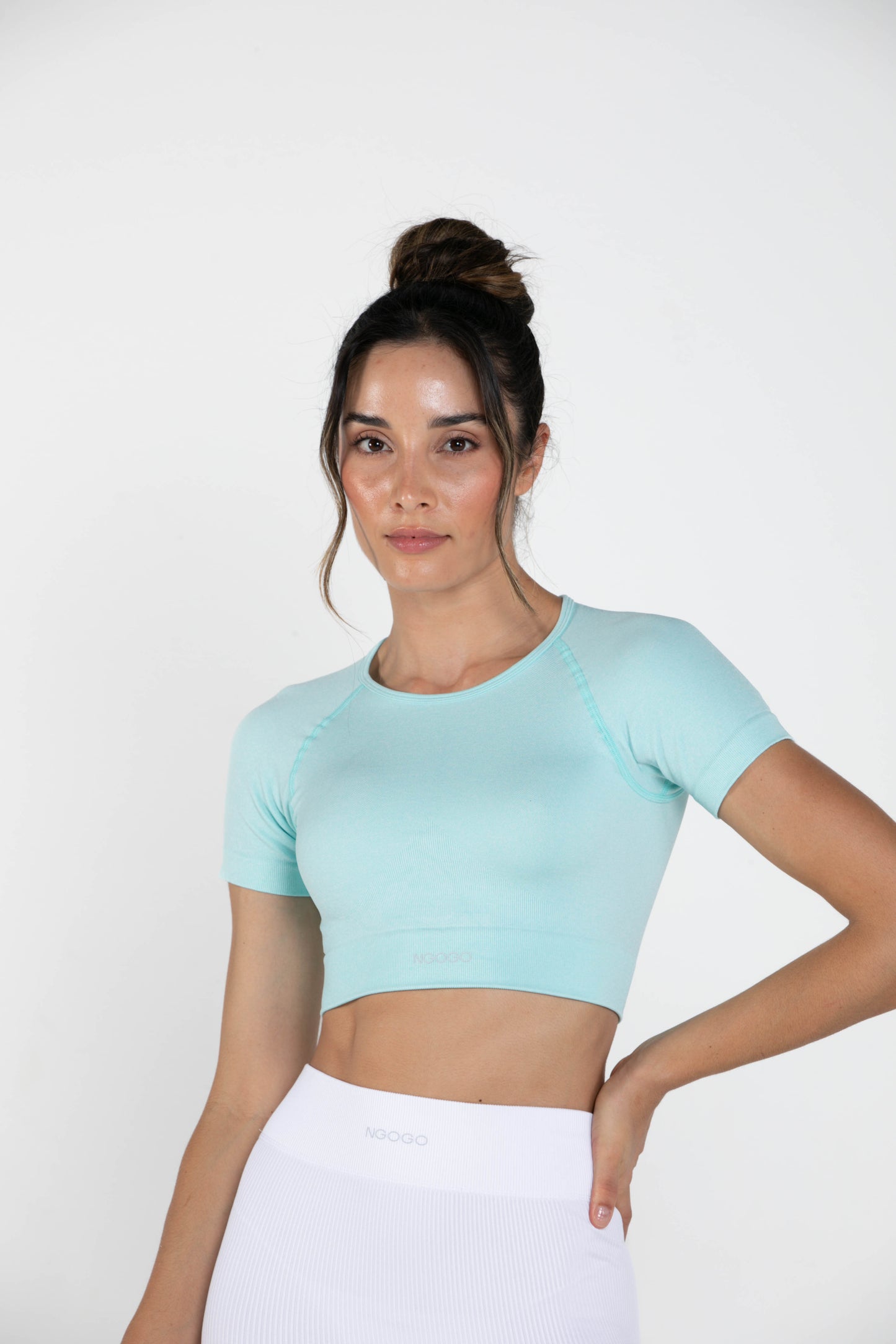 Mellow - Short-Sleeved Crop Top - Aquamarine