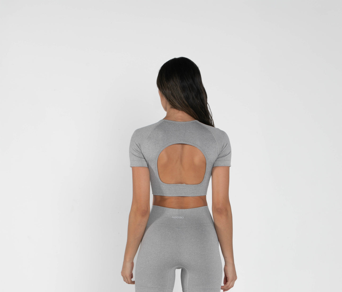 Mellow - Short-Sleeved Crop Top - Grey