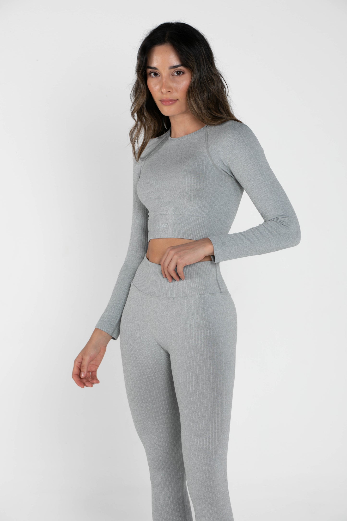 Bloom - Long-Sleeved Crop Top - Grey